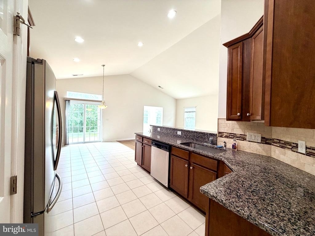 37 Murano Drive - Photo 7