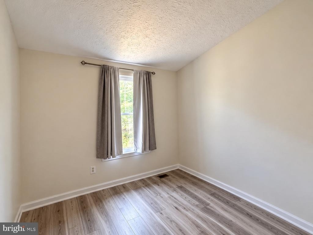 43 Stoneshire Drive - Photo 10