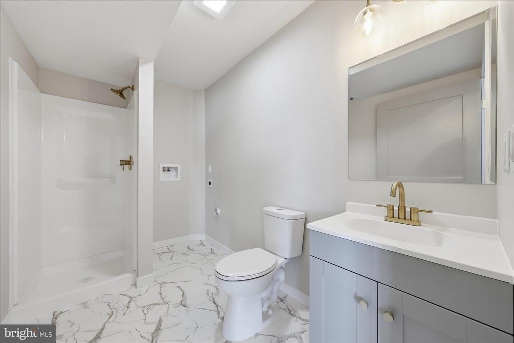530 Ridge Avenue - Photo 16