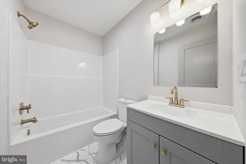 530 Ridge Avenue - Photo 14