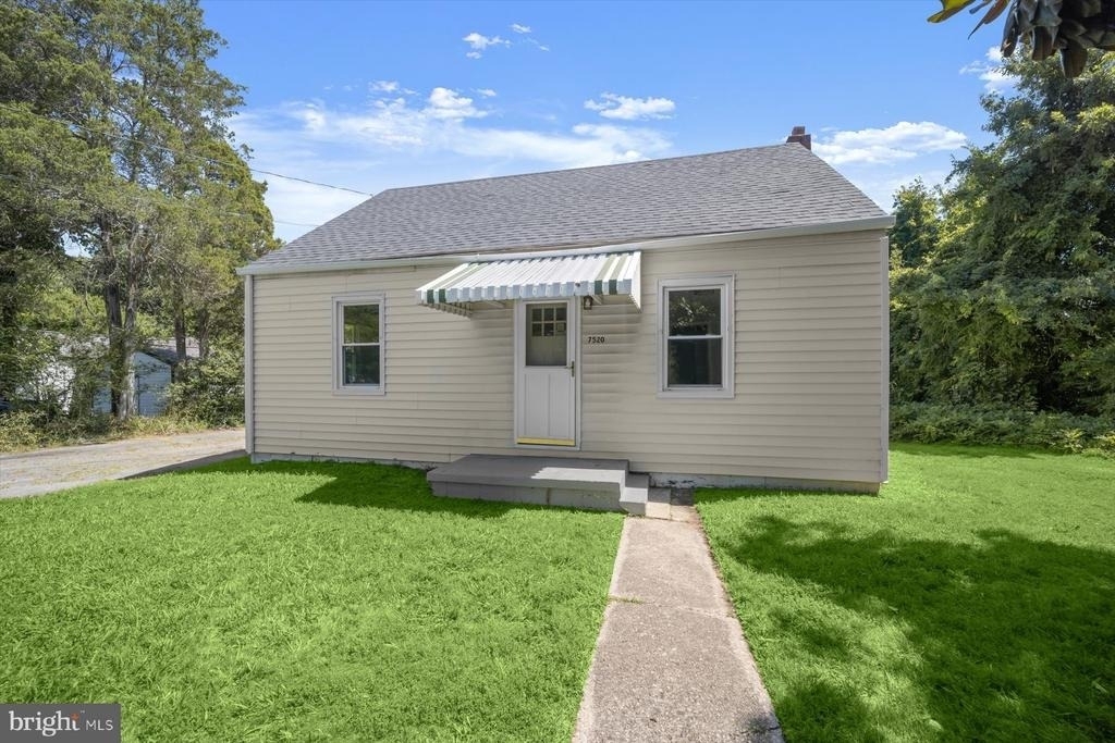 7520 Burgess Lane - Photo 17