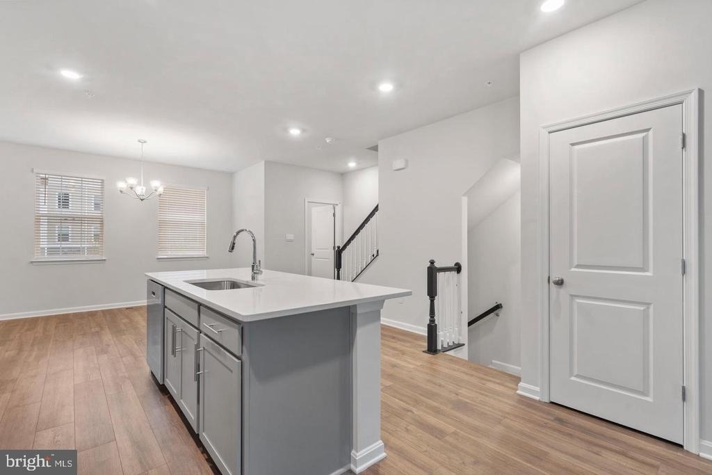 8704 Cherrybark Road - Photo 4