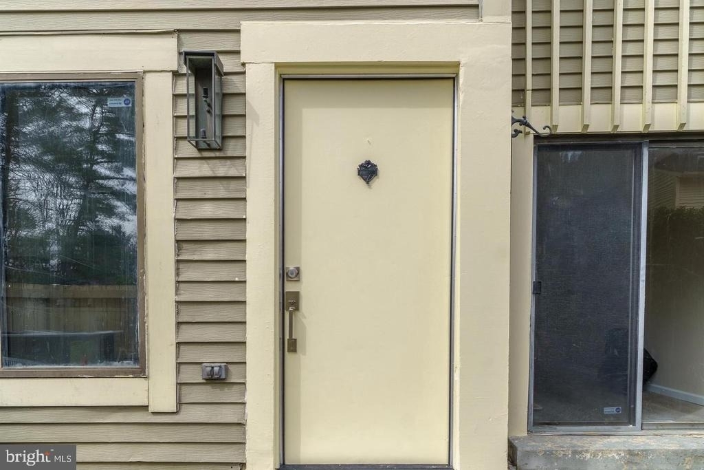 9416 Penshurst Court - Photo 23