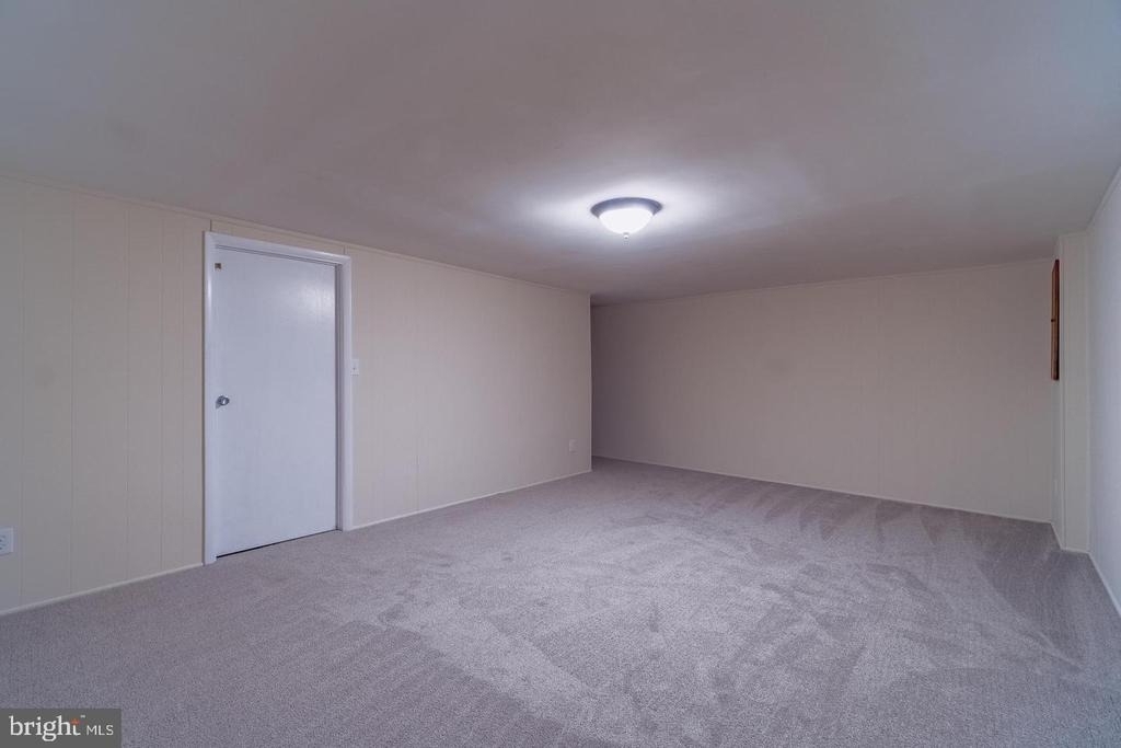9416 Penshurst Court - Photo 17