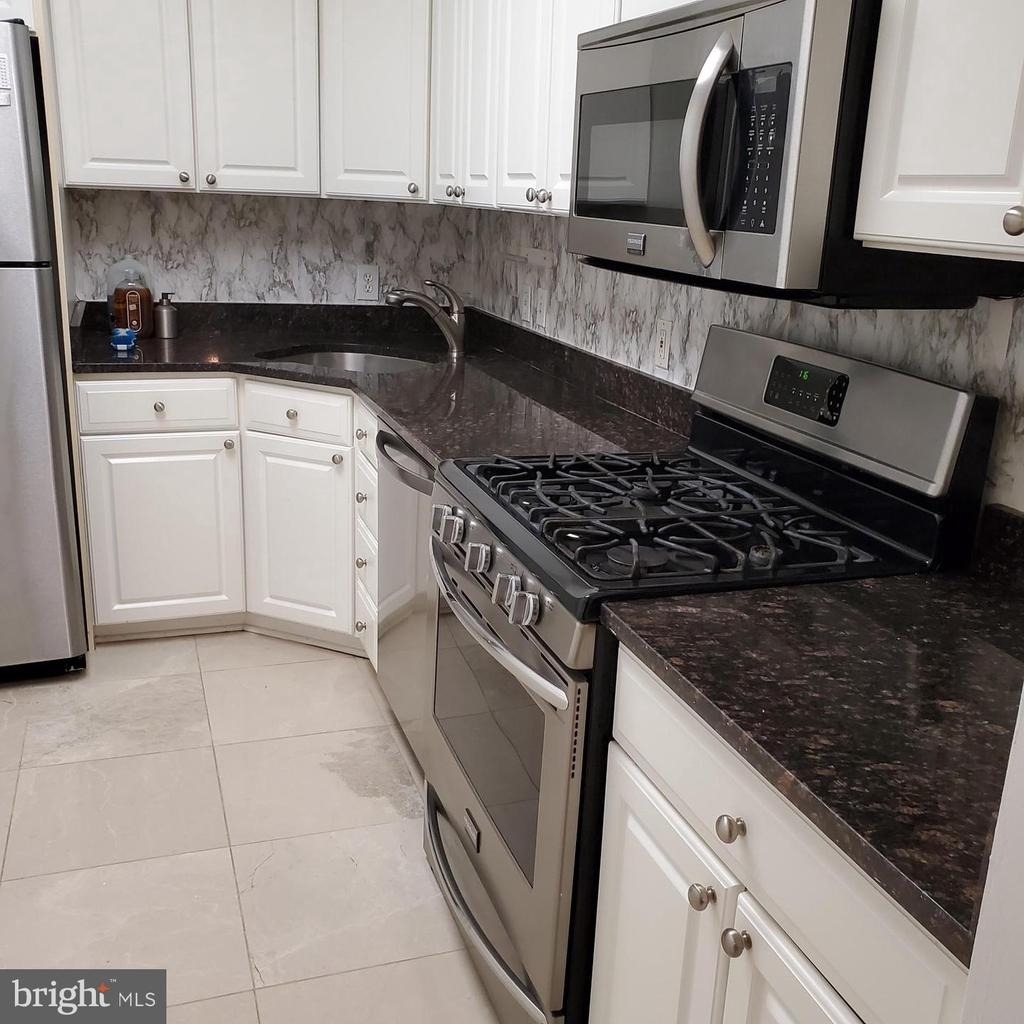 5101 River Road - Photo 14