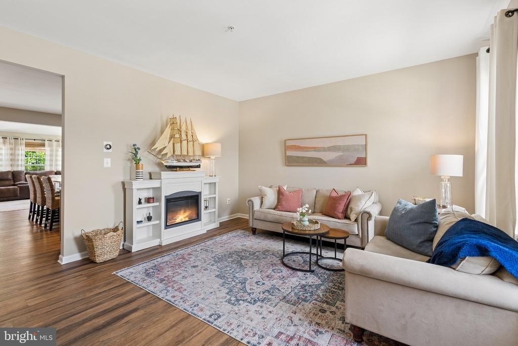 519 Lothian Way - Photo 1