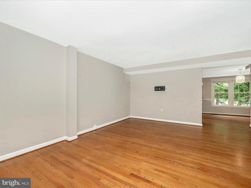112 Bracken Court - Photo 10