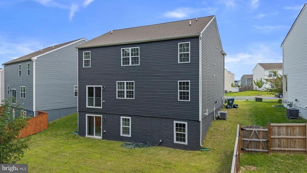2070 Pomona Way - Photo 43