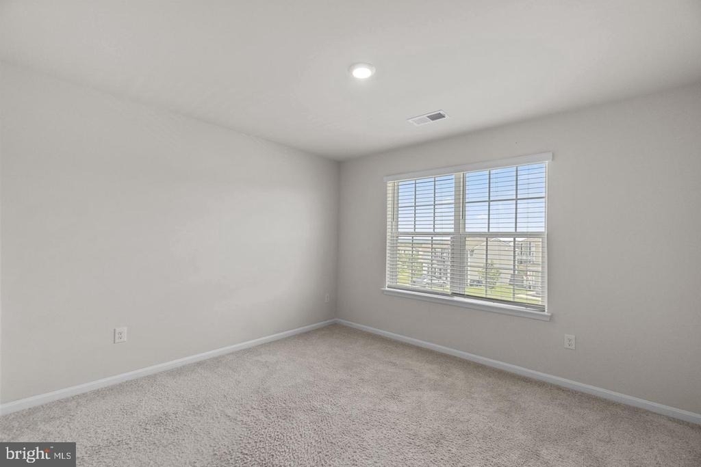 2070 Pomona Way - Photo 29