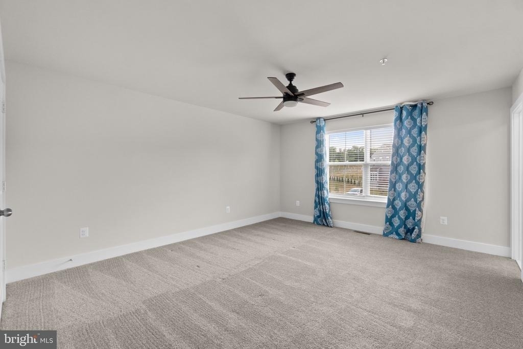 2753 Town View Circle - Photo 18