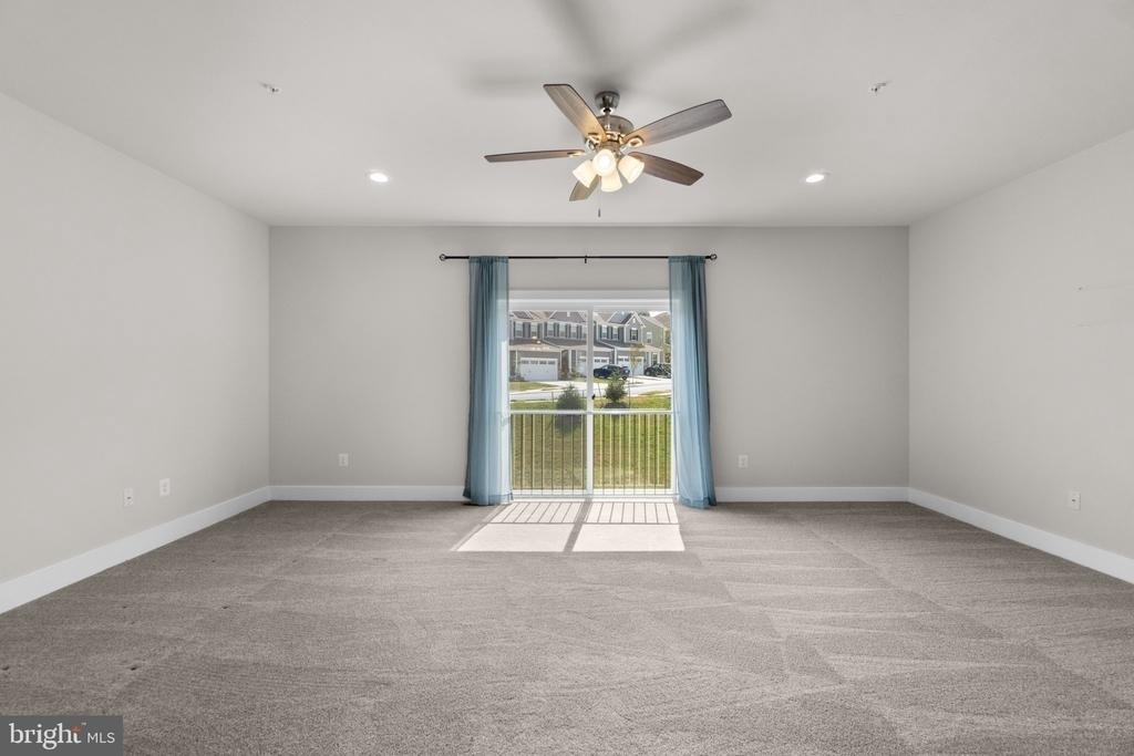2753 Town View Circle - Photo 3