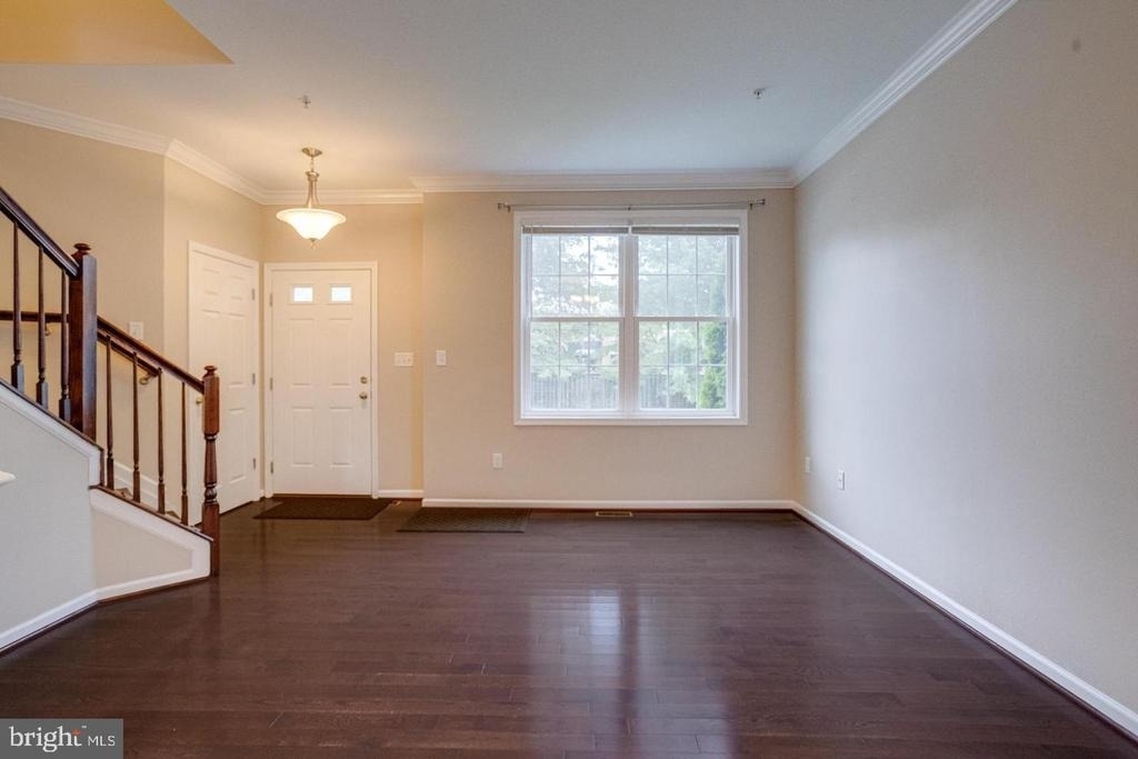 1236 Frances Place - Photo 8