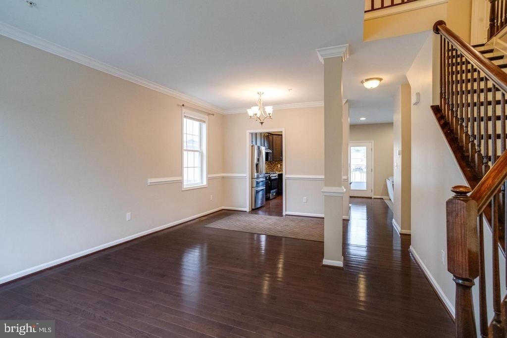 1236 Frances Place - Photo 4