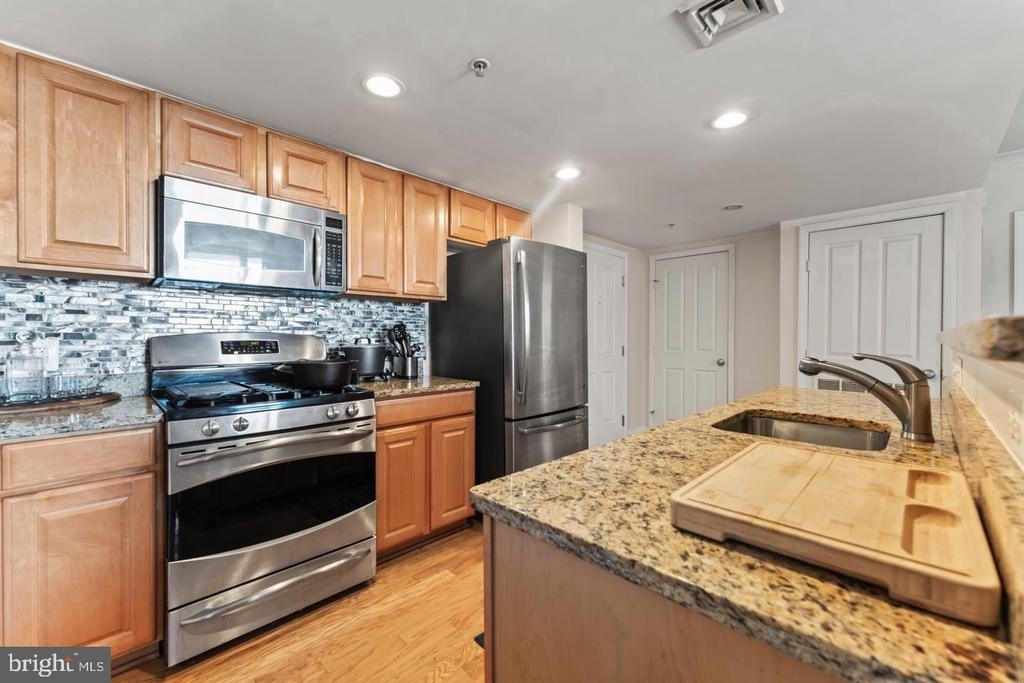 414 Water Street - Photo 17