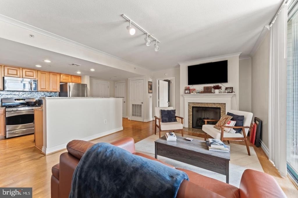 414 Water Street - Photo 0