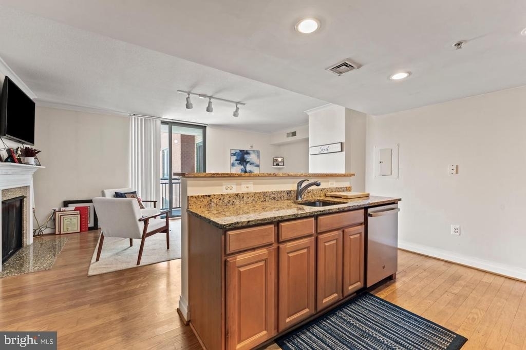 414 Water Street - Photo 1