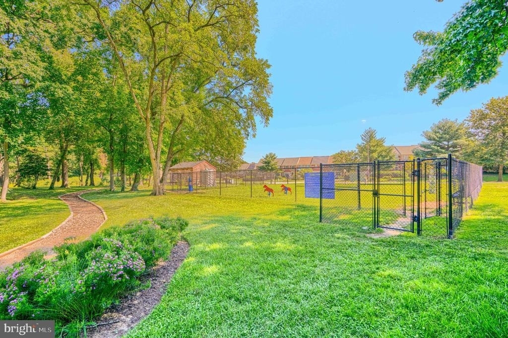1306 Creekland Court - Photo 44