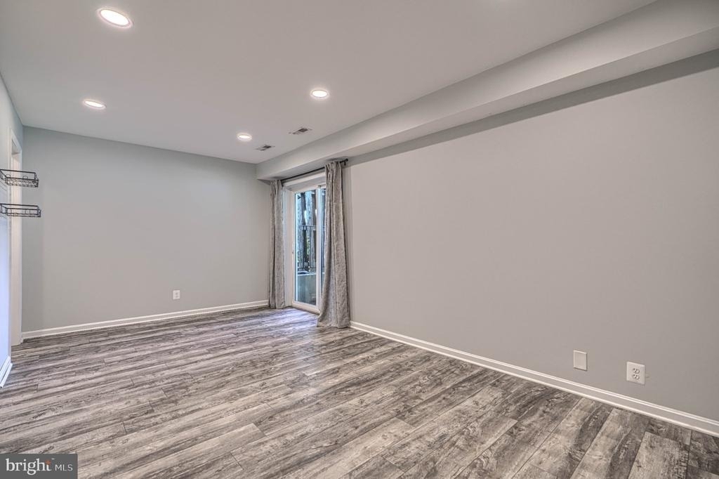 1306 Creekland Court - Photo 36