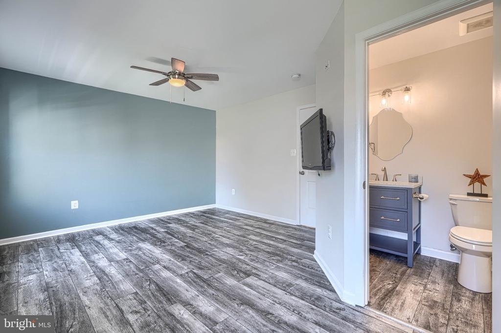 1306 Creekland Court - Photo 29