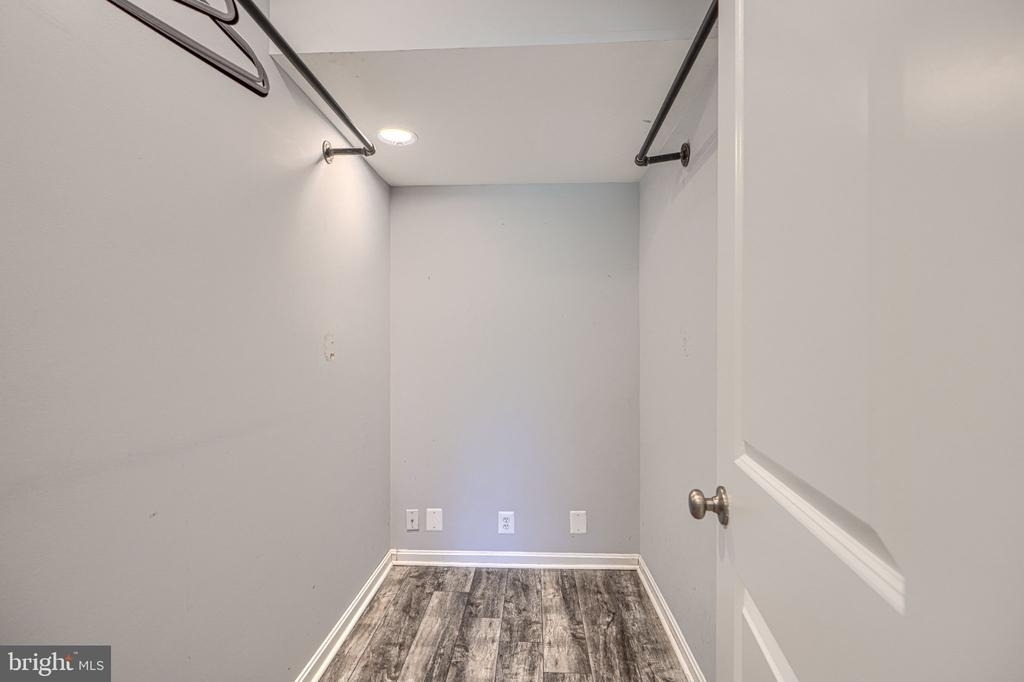 1306 Creekland Court - Photo 37