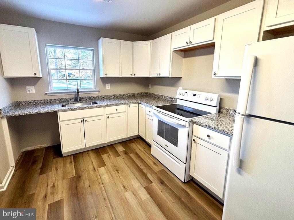 7840 Baltimore Annapolis Boulevard - Photo 3