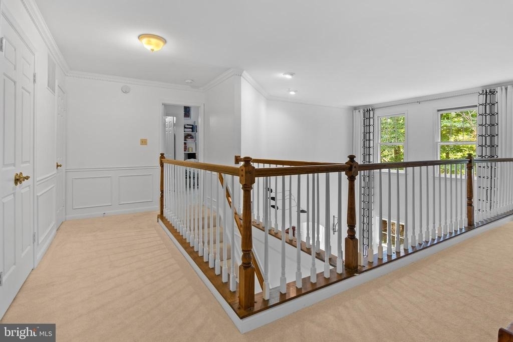 2557 Jigger Way - Photo 34