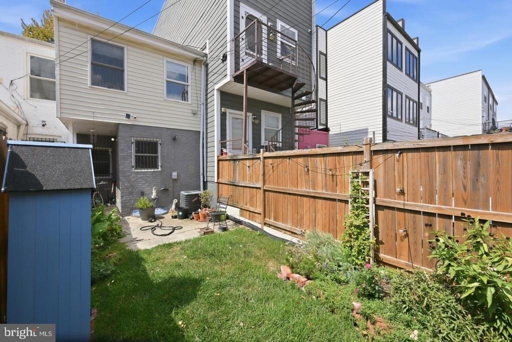 705 18th Street Ne - Photo 24