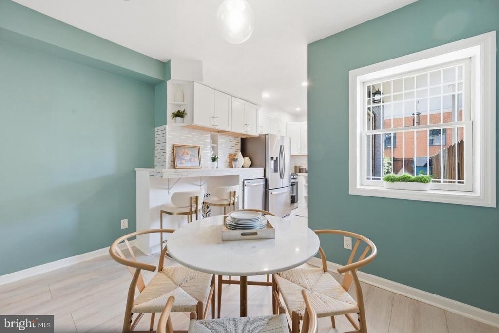 705 18th Street Ne - Photo 9