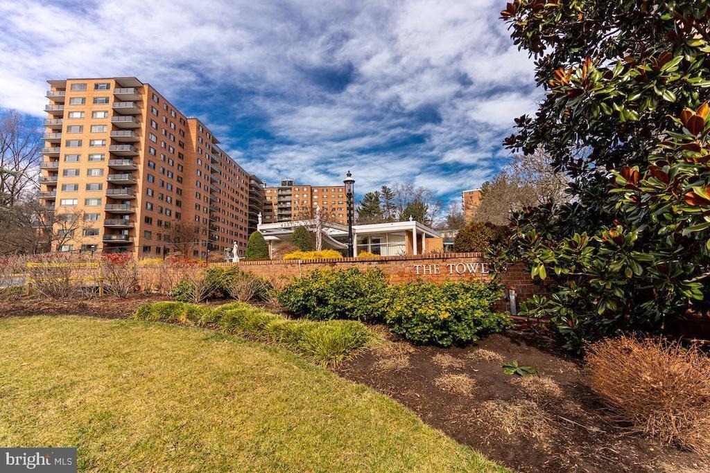 4201 Cathedral Avenue Nw - Photo 0