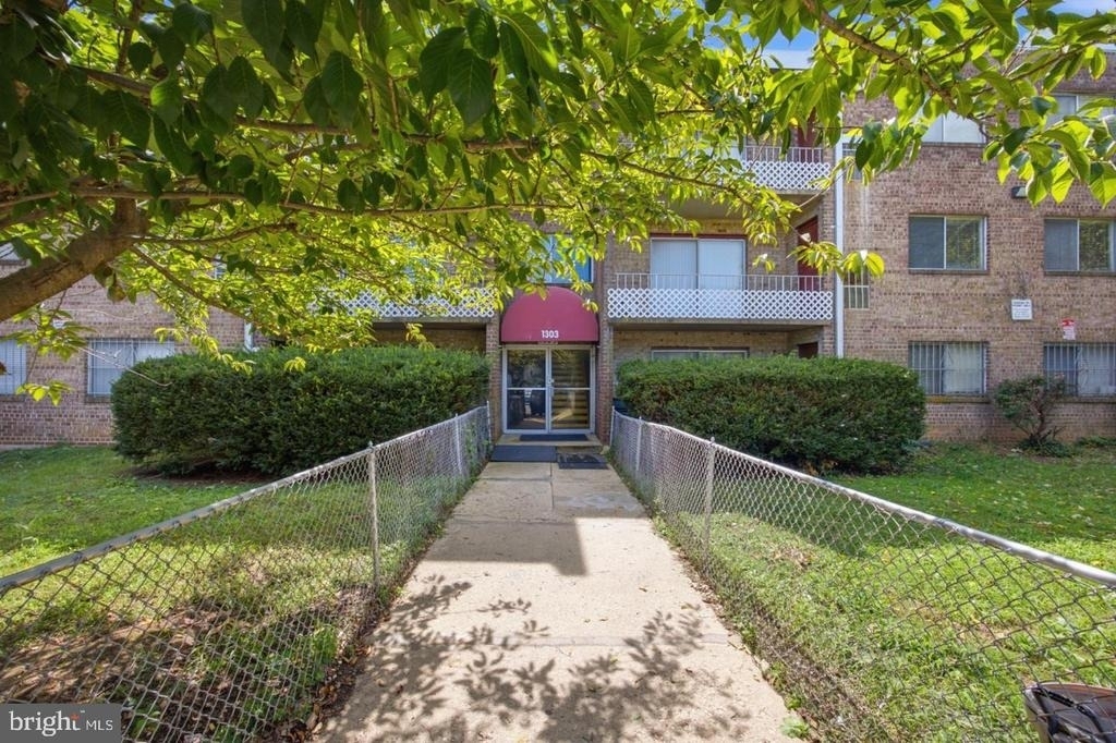 1303 Congress Street Se - Photo 1