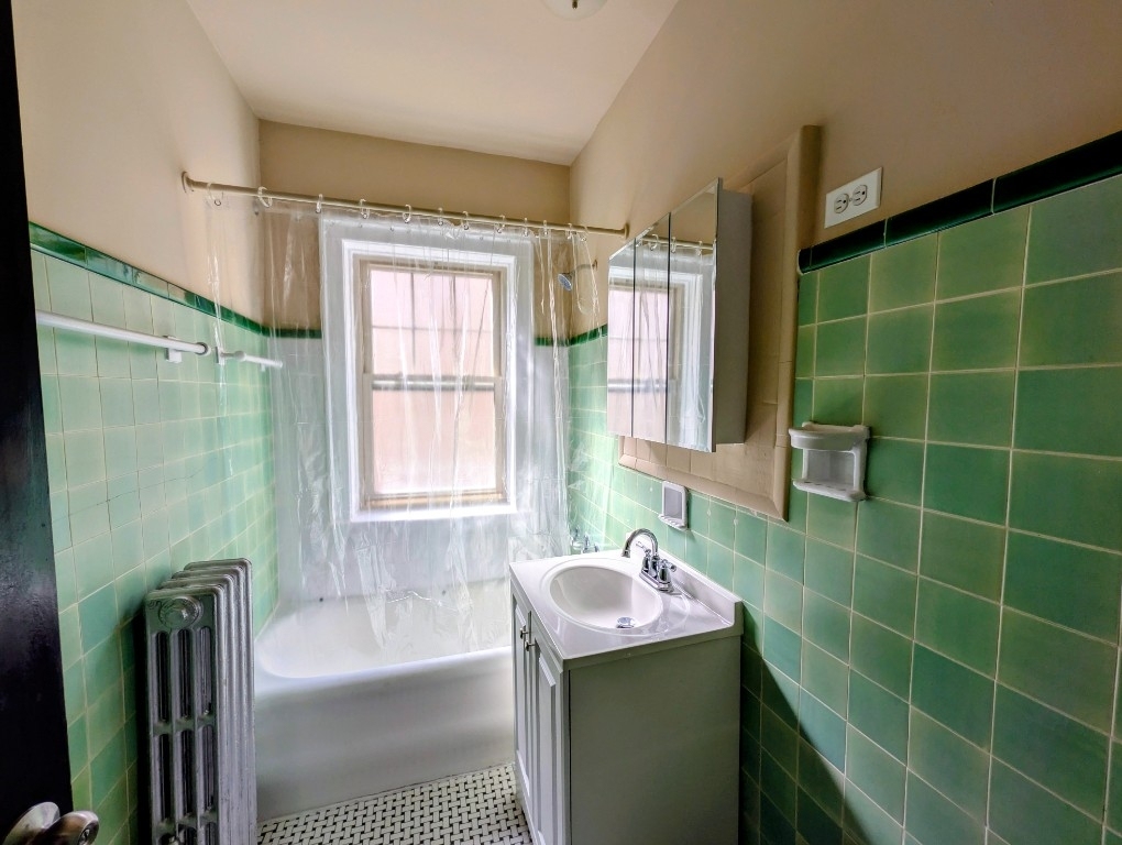 6711 North Greenview Avenue - Photo 4