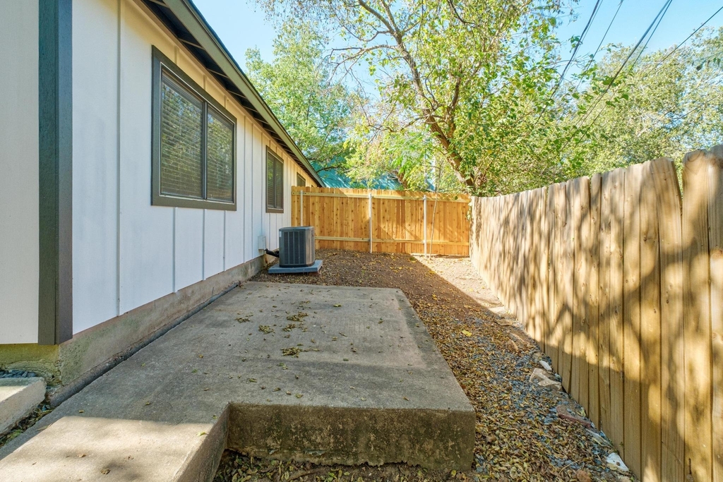 7600 E Woodstone Cv - Photo 20