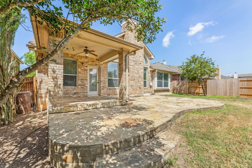 15616 Belfin Dr - Photo 28