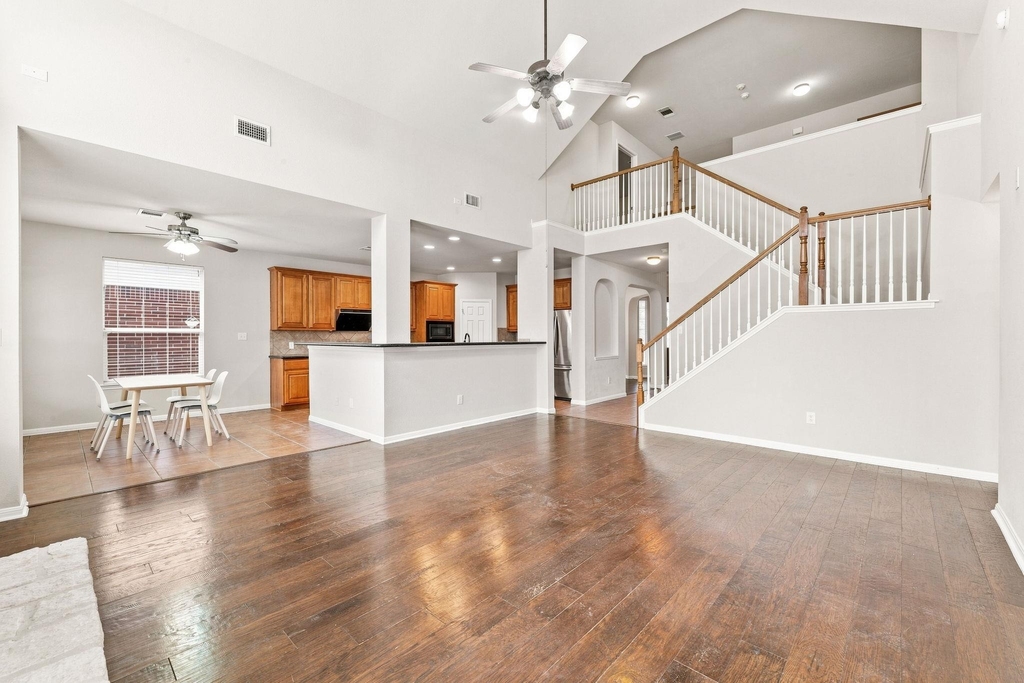 15616 Belfin Dr - Photo 6