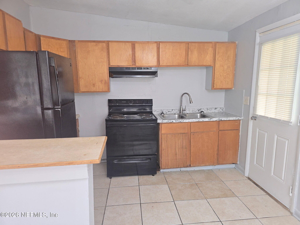 4324 Detaille Drive - Photo 5