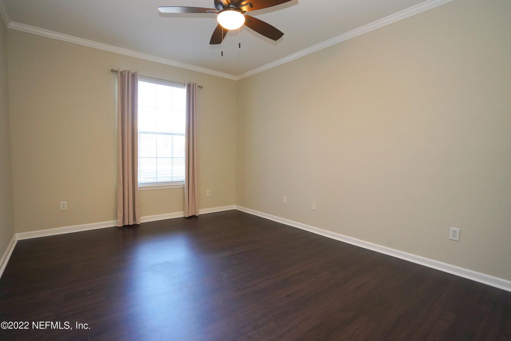 7801 Point Meadows Drive - Photo 15