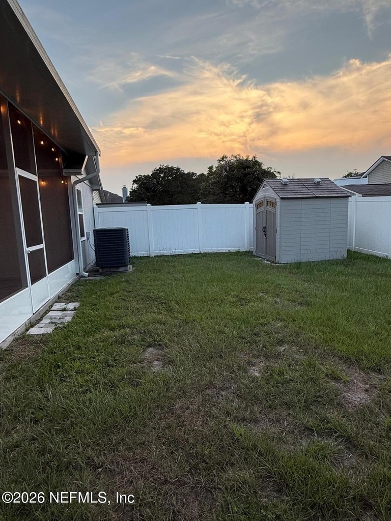 12381 Mastin Cove Road - Photo 12