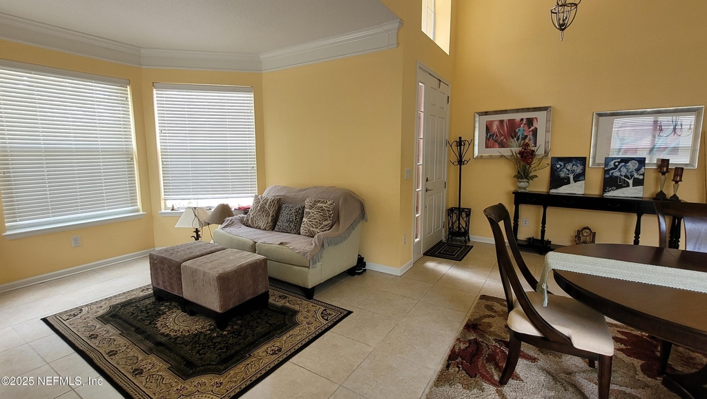 8247 Hedgewood Drive - Photo 5