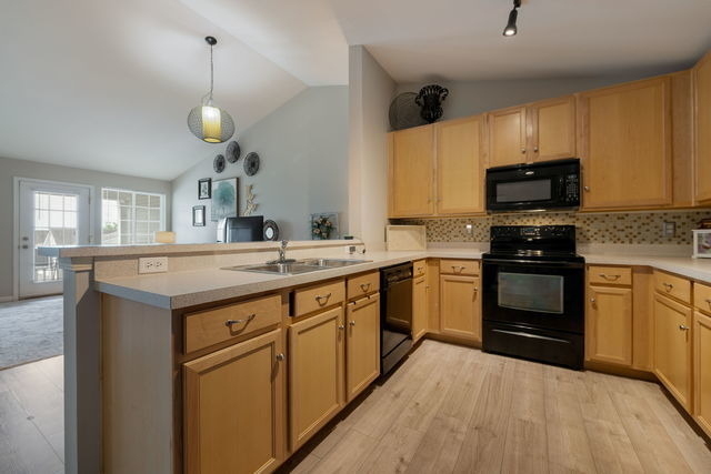 154 Bertram Drive - Photo 2