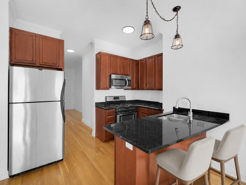 1949 N Whipple Street - Photo 5