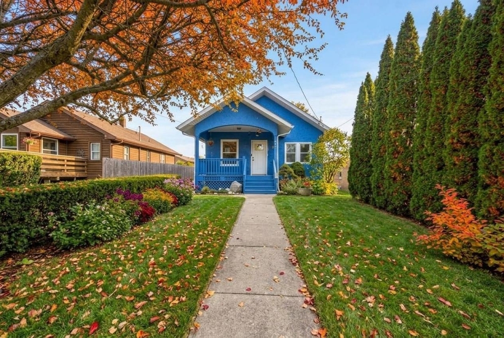 247 Highwood Avenue - Photo 1