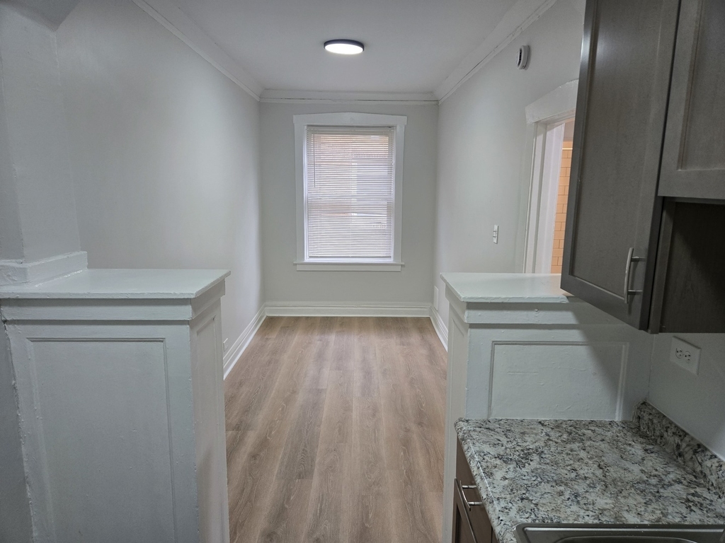 4753 N Monticello Avenue - Photo 10