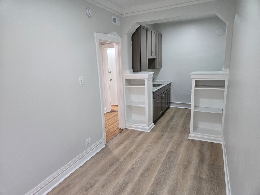 4753 N Monticello Avenue - Photo 9