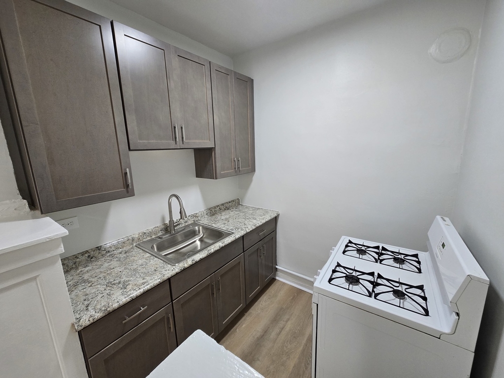 4753 N Monticello Avenue - Photo 8