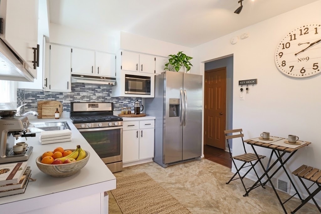 500 N Westwood Avenue - Photo 11
