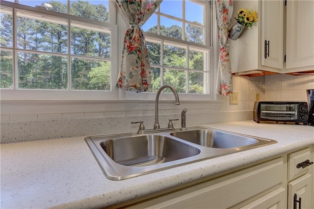 6310 Black Oak Drive - Photo 18