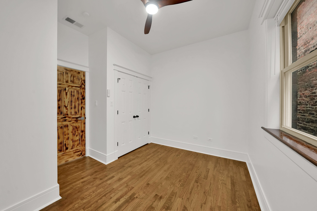 1453 W Garfield Boulevard - Photo 15