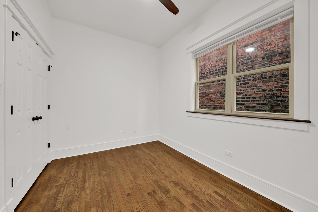 1453 W Garfield Boulevard - Photo 14
