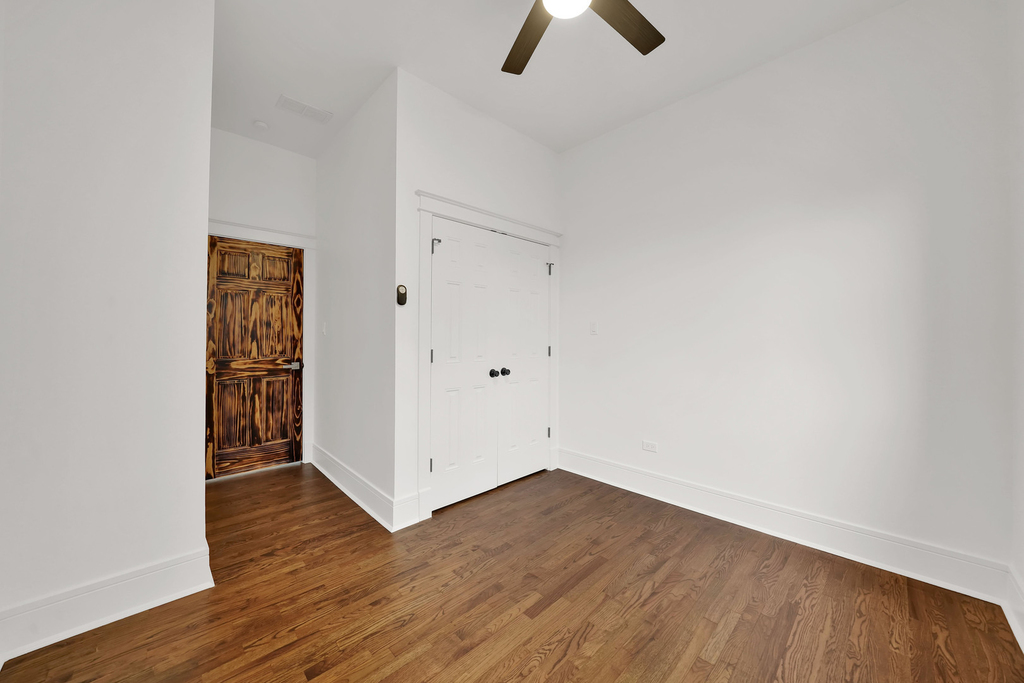 1453 W Garfield Boulevard - Photo 13
