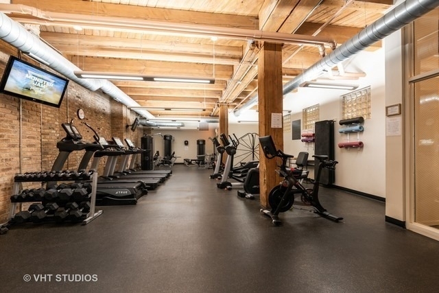 1040 W Adams Street - Photo 13